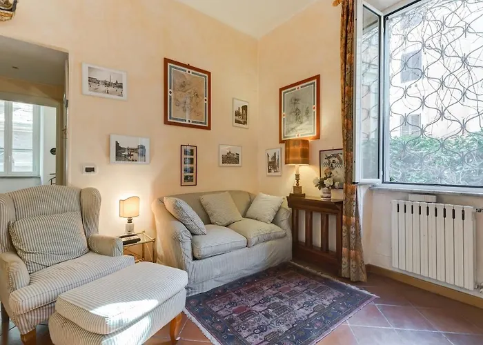 Charming By The Colosseum Apartament